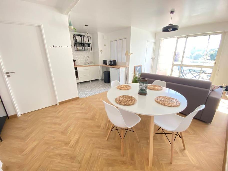 Plein Charme Aux Minimes Terrasse Calme + Parking Appartement La Rochelle  Buitenkant foto
