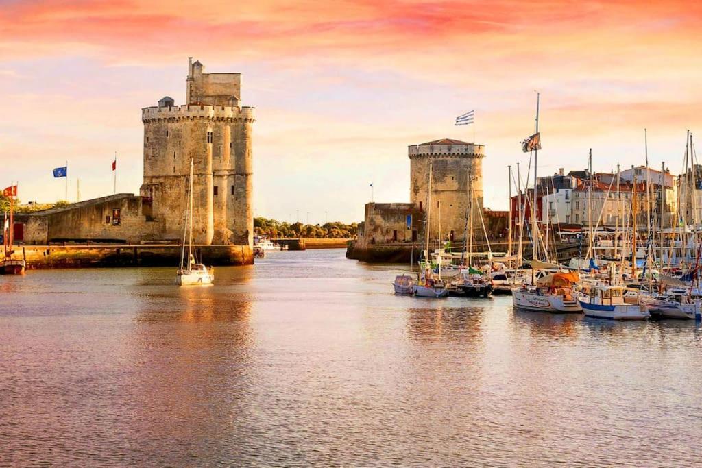 Plein Charme Aux Minimes Terrasse Calme + Parking Appartement La Rochelle  Buitenkant foto