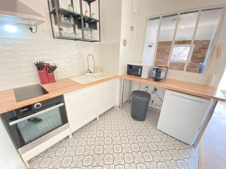Plein Charme Aux Minimes Terrasse Calme + Parking Appartement La Rochelle  Buitenkant foto